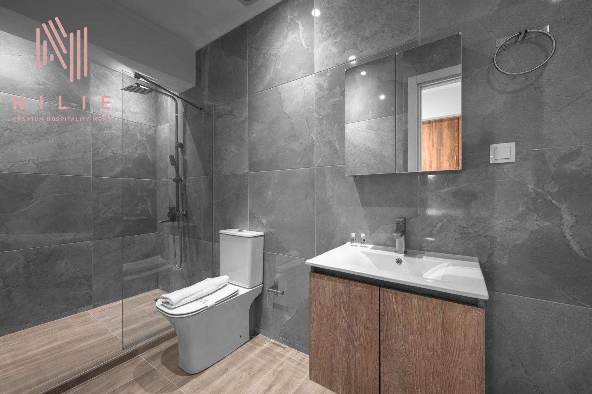 V1 Penthouse, Nilie Hospitality Mgmt Apartman Szaloniki Kültér fotó