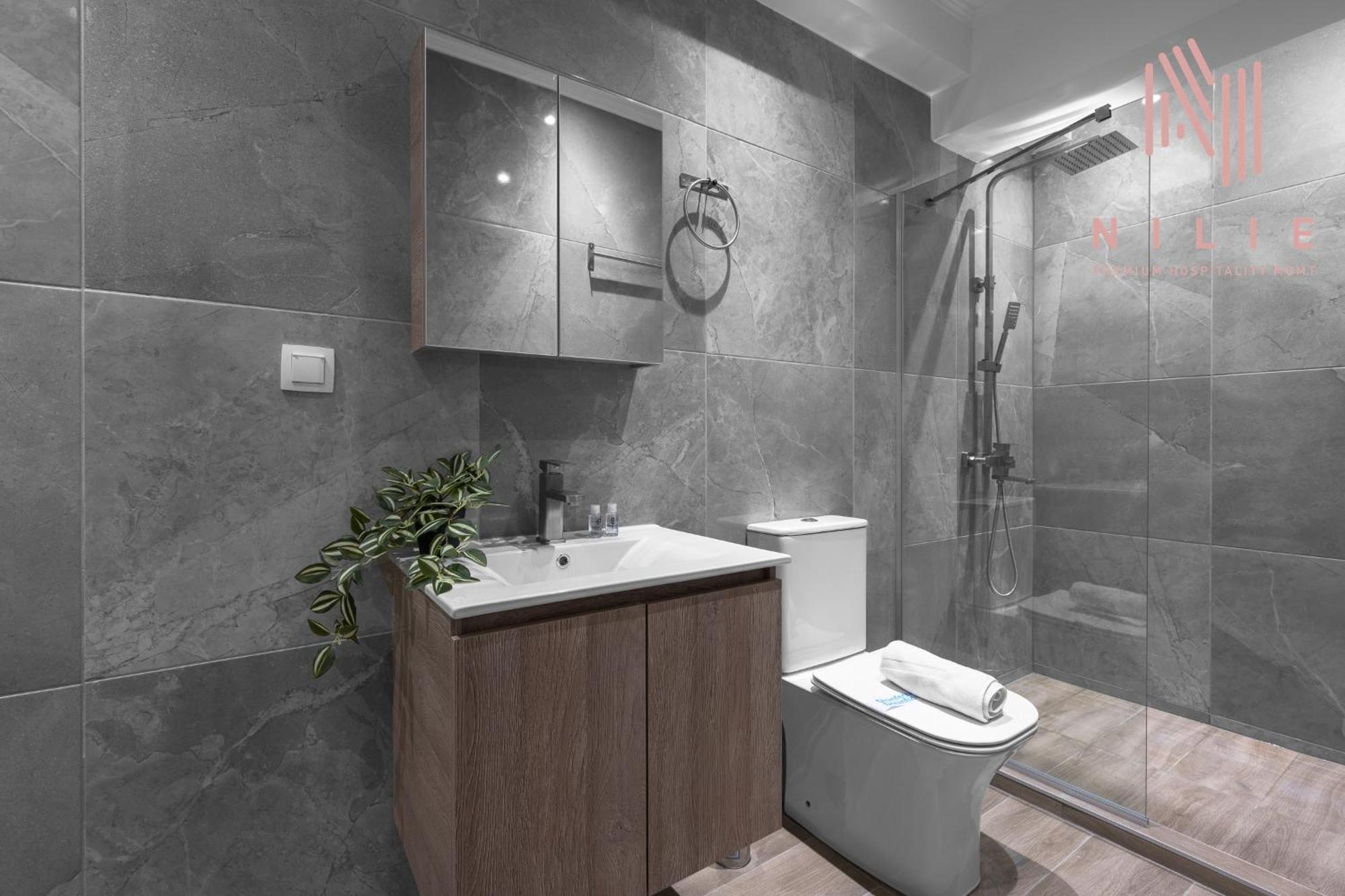 V1 Penthouse, Nilie Hospitality Mgmt Apartman Szaloniki Kültér fotó